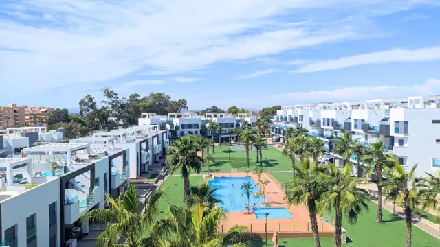 Ático 3 habitaciones 91m² en venta - EL RASO
