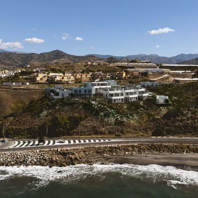 Obra Nueva en playas de Vélez Málaga | Exclusivas Unifamilia - foto 5