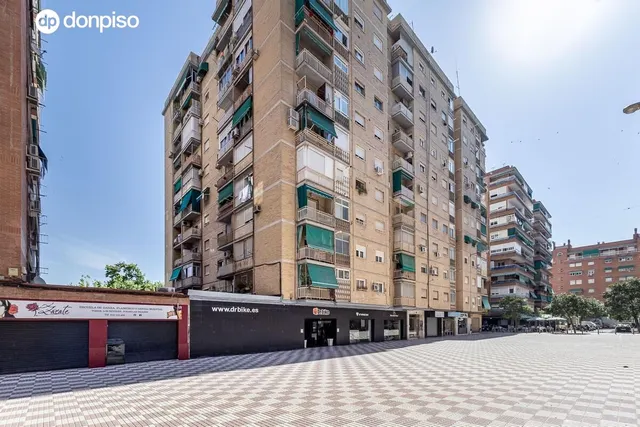 Piso de 3 dormitorios con terraza en plena zona Fontiveros — 22
