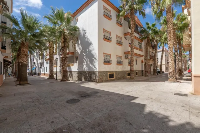 Tu hogar junto al mar en Salobreña — 2