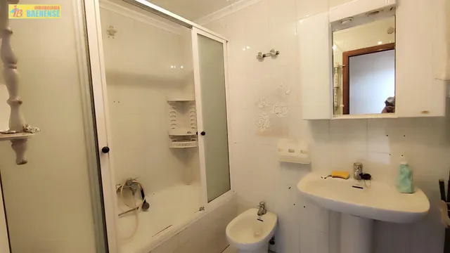 CASA EN VENTA CON COCHERA — 5