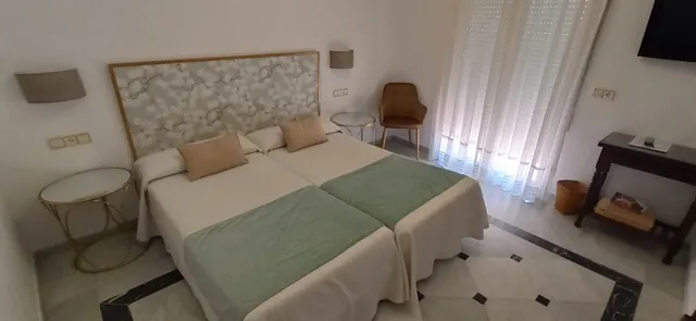 PRECIOSO HOTEL, TOTALMENTE REFORMADO EN ARCOS DE LA FRONTERA — 20