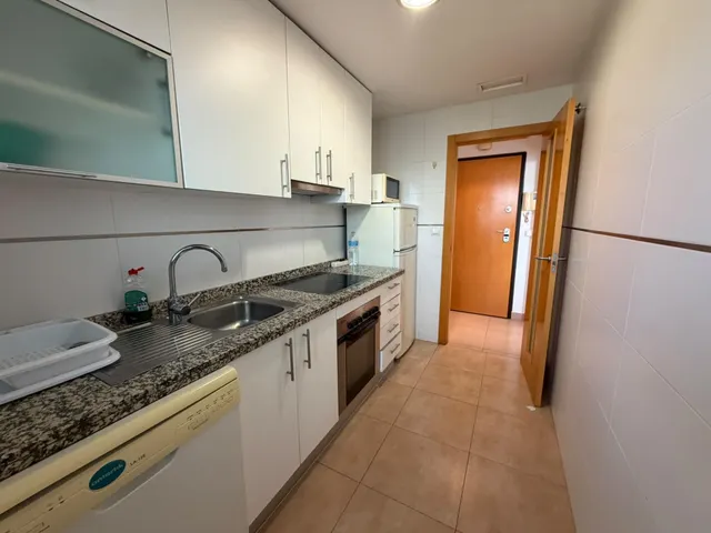 Lujo Elegante apartamento en Benidorm con vistas y piscina — 17