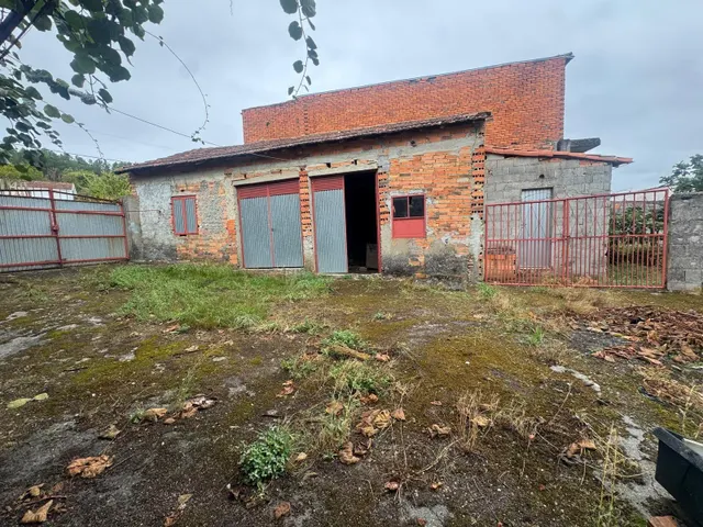 Casa en Venta en Cartelle, Galicia - Oportunidad Única por €140000 — 24