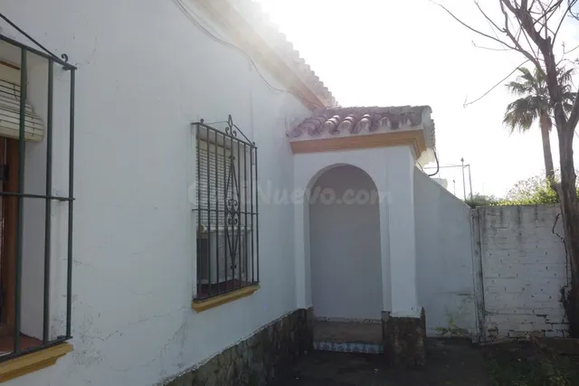 CHALET "CTRA. LA PUEBLA", 1.918 M2. PARCELA, VIVIENDA DE 91  - foto 5