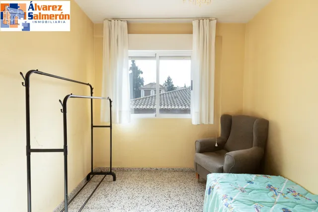 Piso 3 habitaciones en Calle Santa Margarita, junto Cmno. Bajo de Huétor — 18