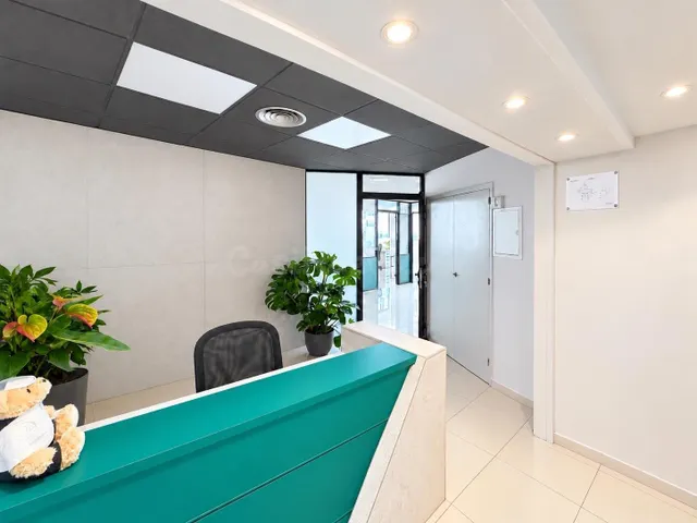 Oficina reformada en la 10.ª planta – Drassanes, Barcelona - foto 2