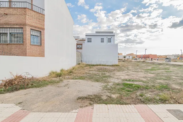 OPORTUNIDAD DE SUELO URBANO EN LA LOCALIDAD DE CHAUCHINA EN  - foto 2