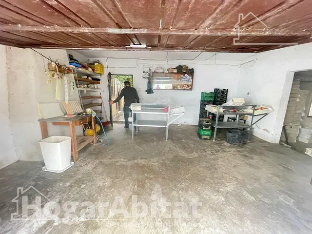 ¡OPORTUNIDAD DE INVERSIÓN! CHALET CON TERRAZA Y PARCELA, EN EL CENTRO — 12