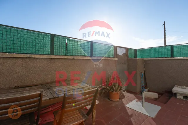 En venta Chalet adosado unifamiliar en Santovenia de Pisuerga — 9