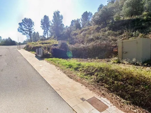 Terreno a la venta en Castellví de Rosanes — 3