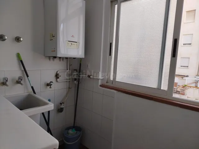 Amplio y Moderno Piso en Venta en la Zona Industria de Albac - foto 5