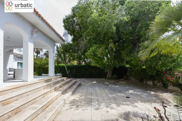 Chalet de ensueño en un entorno con privacidad y  privilegiado — 11