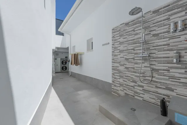 Chalet 4 habitaciones 314m² en venta - Centro — 39