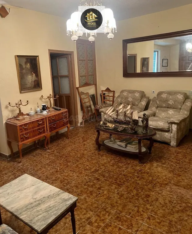 CASA EN VENTA EN EL CENTRO DE TORREDELCAMPO
