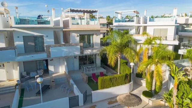 Apartamento 3 habitaciones 123m² en venta - Doña Pepa — 3