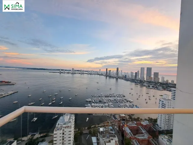 Vive Frente a la Bahía: Penthouse de 3 habitaciones en Manga - foto 3