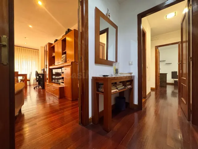 PISO DE 4 habitaciones EN PLENO CENTRO DE PONTEVEDRA, CON GARAJE Y TRASTERO — 5