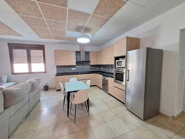 Vivienda reformada + local comercial con garaje, en Pinoso | ¡Vive, trabaja o invierte! — 11