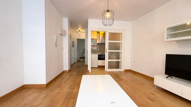 APARTAMENTO JUNTO A LA PLAZA CIRCULAR — 5