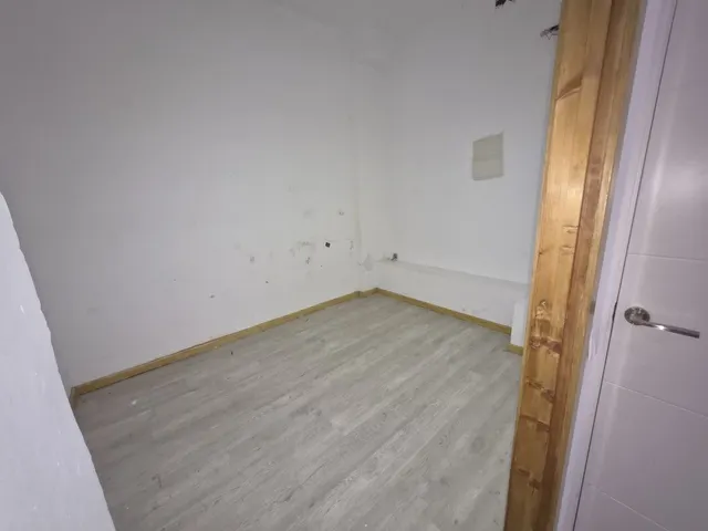 Local comercial en Venta en Barcelona Barcelona SAGRERA — 4