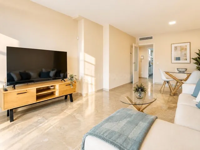 Apartamento en Alquiler en San Roque Cádiz - foto 5