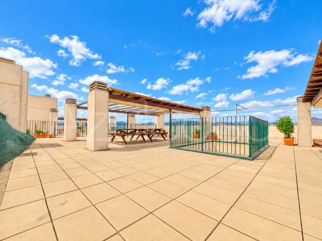 Piso en venta de 3 dormitorios y 2 baños con garaje y trastero en Monforte del Cid — 7