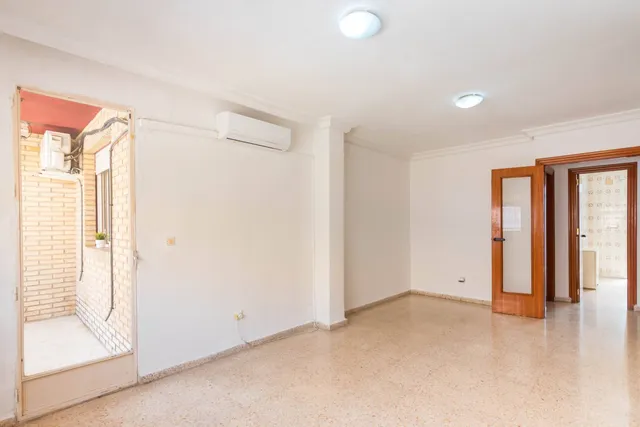 CENTRO PUENTE TOCINOS PISO 3 DORMITORIOS,  GARAJE Y BALCON — 31