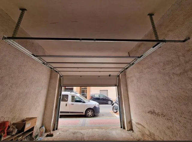Garaje de 80 m2 en el Centro — 12