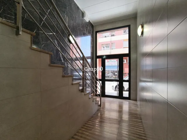 PISO DE 111 M2 TOTALMENTE REFORMADO CON 2 BALCONES JUNTO AL PASSEIG DE RONDA — 41