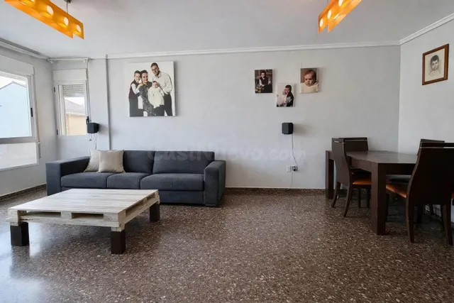 Piso en venta en La Pobla de Farnals | 110 m2 con suite, asc - foto 2