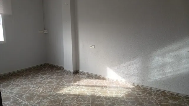 Se vende casa con bajo comercial — 16