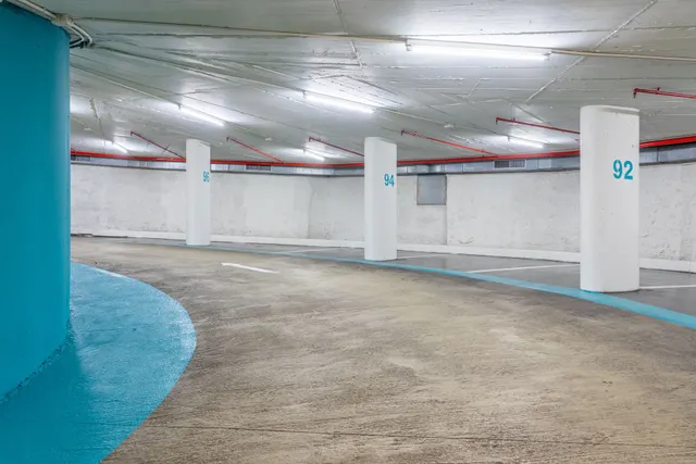 Parking 12m² en alquiler - Barcelona — 40
