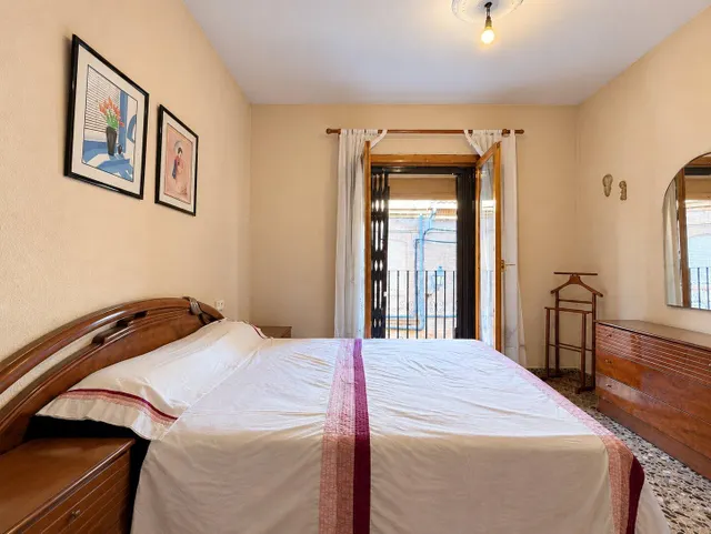 Adosado con gran patio, terraza y garaje en massarrojos, junto a Valencia — 27