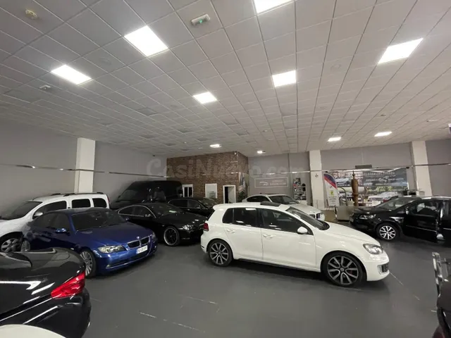 CONCESIONARIO DE COCHES - foto 4