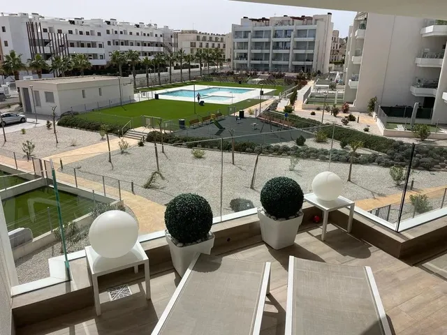 Apartamento 2 habitaciones 94m² en venta - Villamartin - foto 5