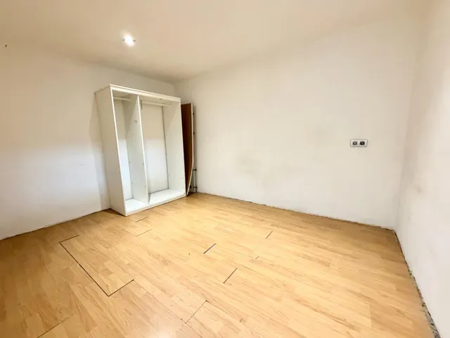 Encantadora Casa en La Marina del Port - Oportunidad para Reformar — 32