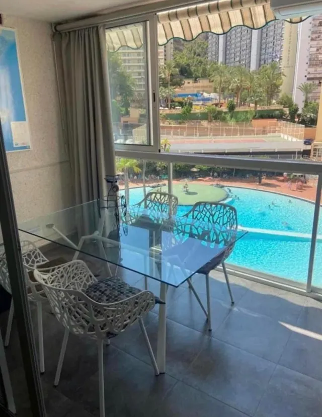 Apartamento Moderno en Rincón de Loix, Benidorm - €850/mes - foto 3