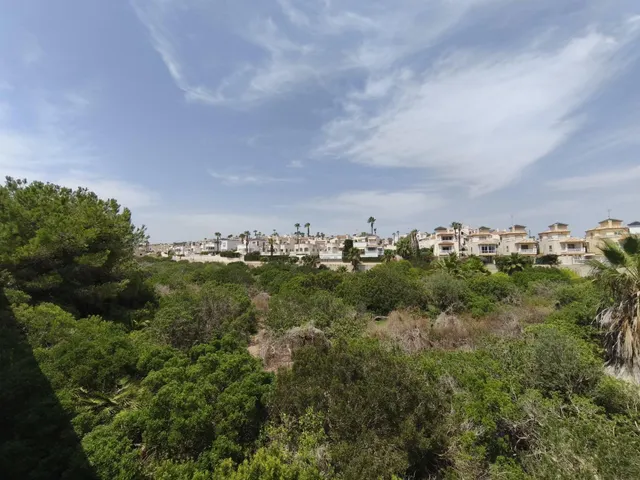 Apartamento de 2 dormitorios 1baño en Orihuela Costa (Alicante )¡Tu oasis en Lomas de Cabo Roig! 🌞🏡 — 23
