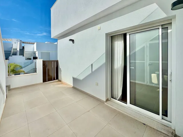 Ático 3 habitaciones 110m² en venta - Zona Pueblo — 25
