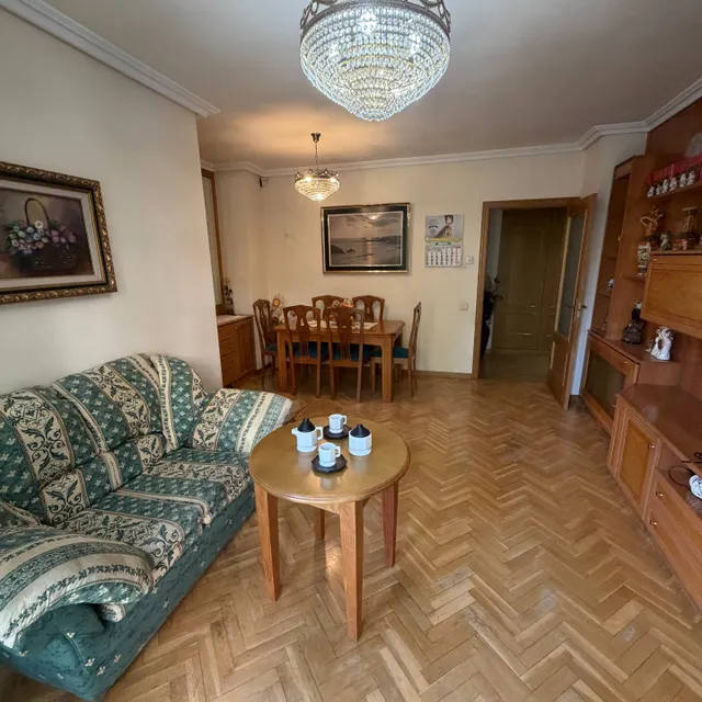 Urbanizacion privada con piscina, 4 dormitorios, 2 baños y posibilidad de adquirir una plaza de garaje doble — 12