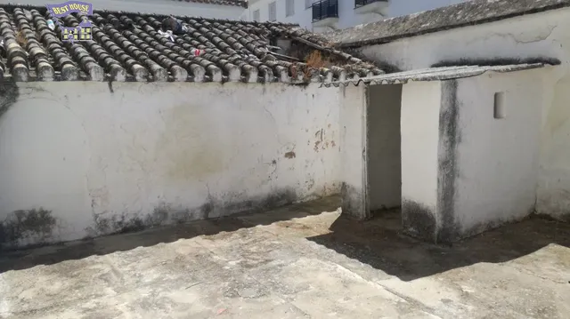 VENTA DE CASA EN PLENO CENTRO DEL BARRIO BAJO — 7