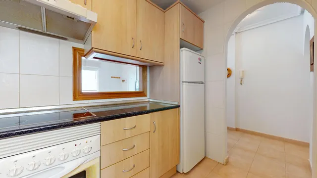 Encantadora Casa con 2 Terrazas a un Paso del Hotel 525 – 3 Dormitorios en Los Alcázares — 8