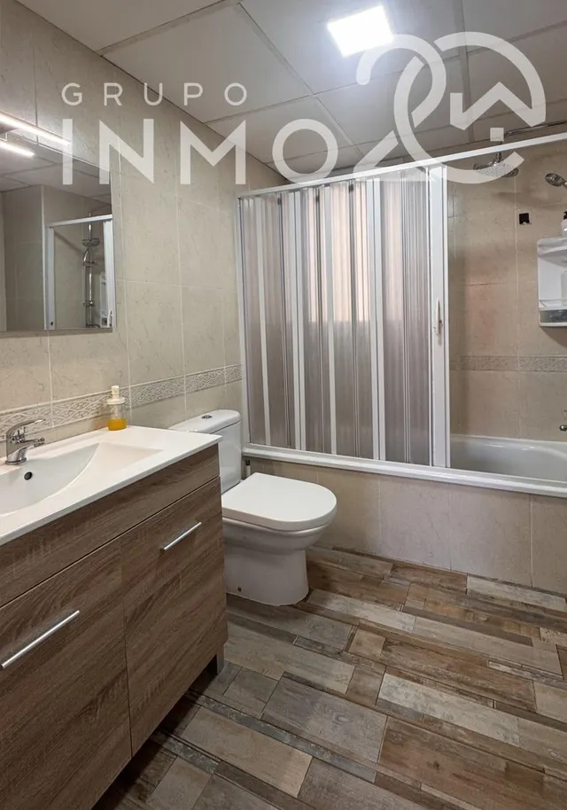 Se vende fantástico piso en de 113m2 utiles con garaje y trastero en Paiporta — 19