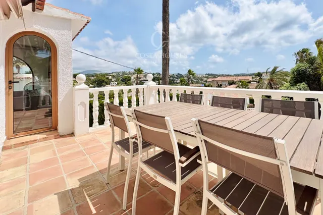 VILLA AZUREA · LUZ MEDITERRANEA Y VIDA EXTERIOR EN BENISSA - foto 2