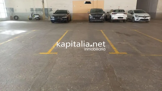Plaza de parking en alquiler en el centro de Xàtiva.