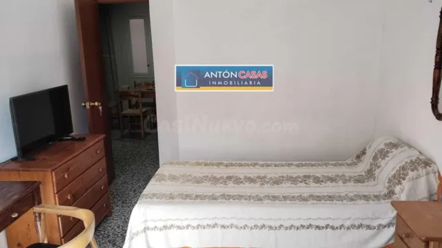 AMPLIO PISO EN ELCHE ZONA CÉNTRICA — 2