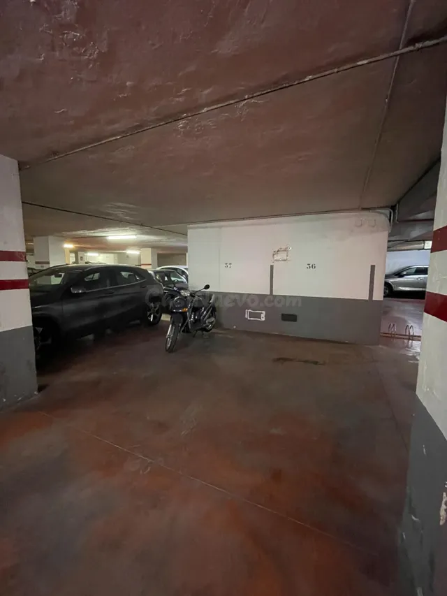 PLAZA DE PARKING DOBLE EN ZONA PORTO PÍ - foto 2