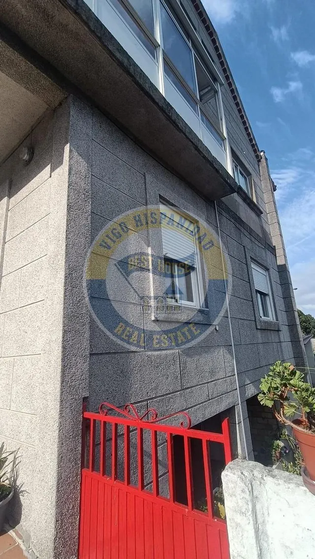 CASA INDEPENDIENTE PROXIMA A CASTRELOS — 46