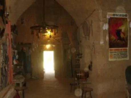 SE VENDE BODEGA EN VILLACÉ, RESTAURADA, CON  MERENDERO, 2 BAÑOS, BARBACOA, APARCAMIENTO Y JARDÍN — 9